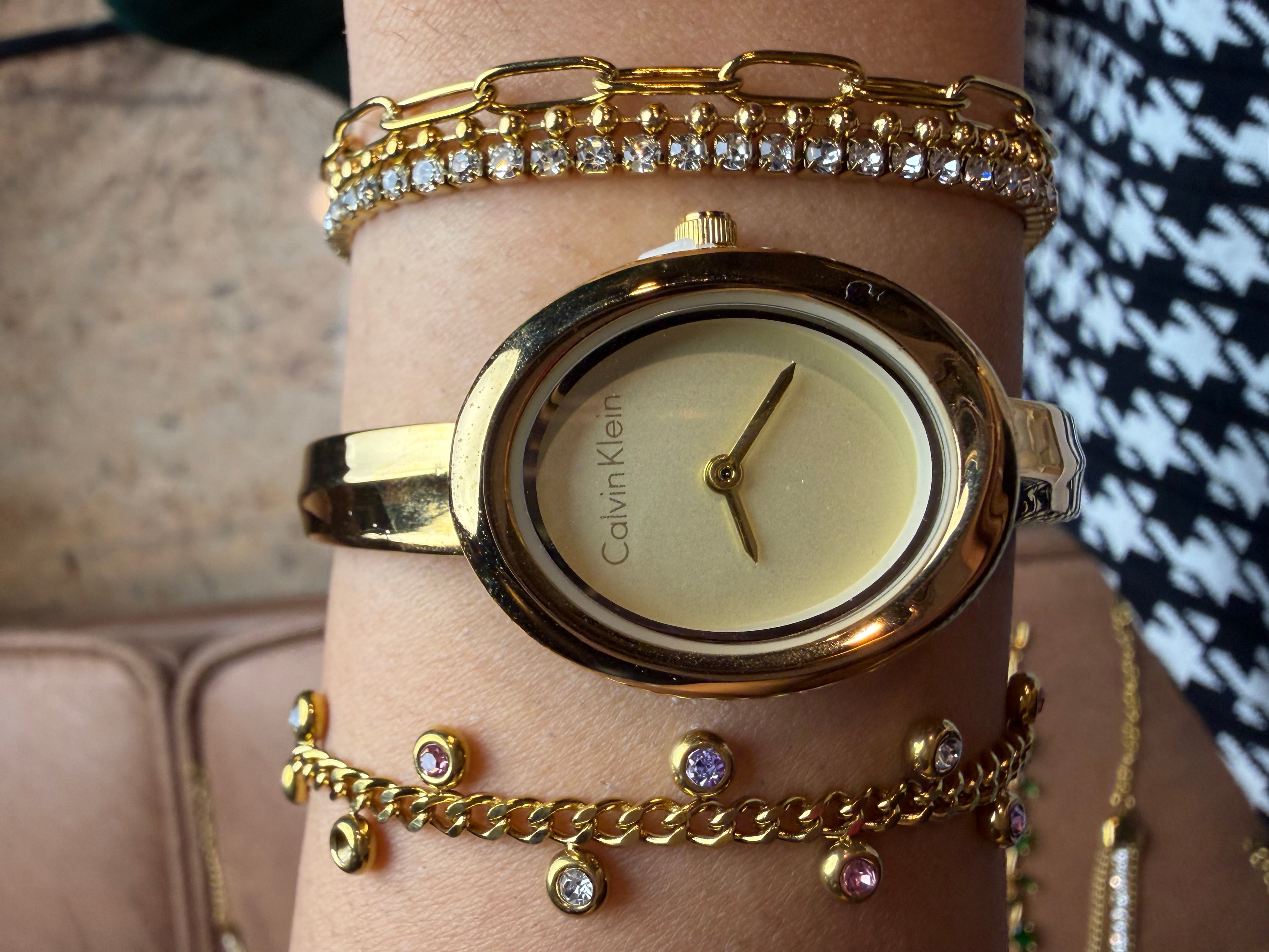 Chic Old Watch Stack