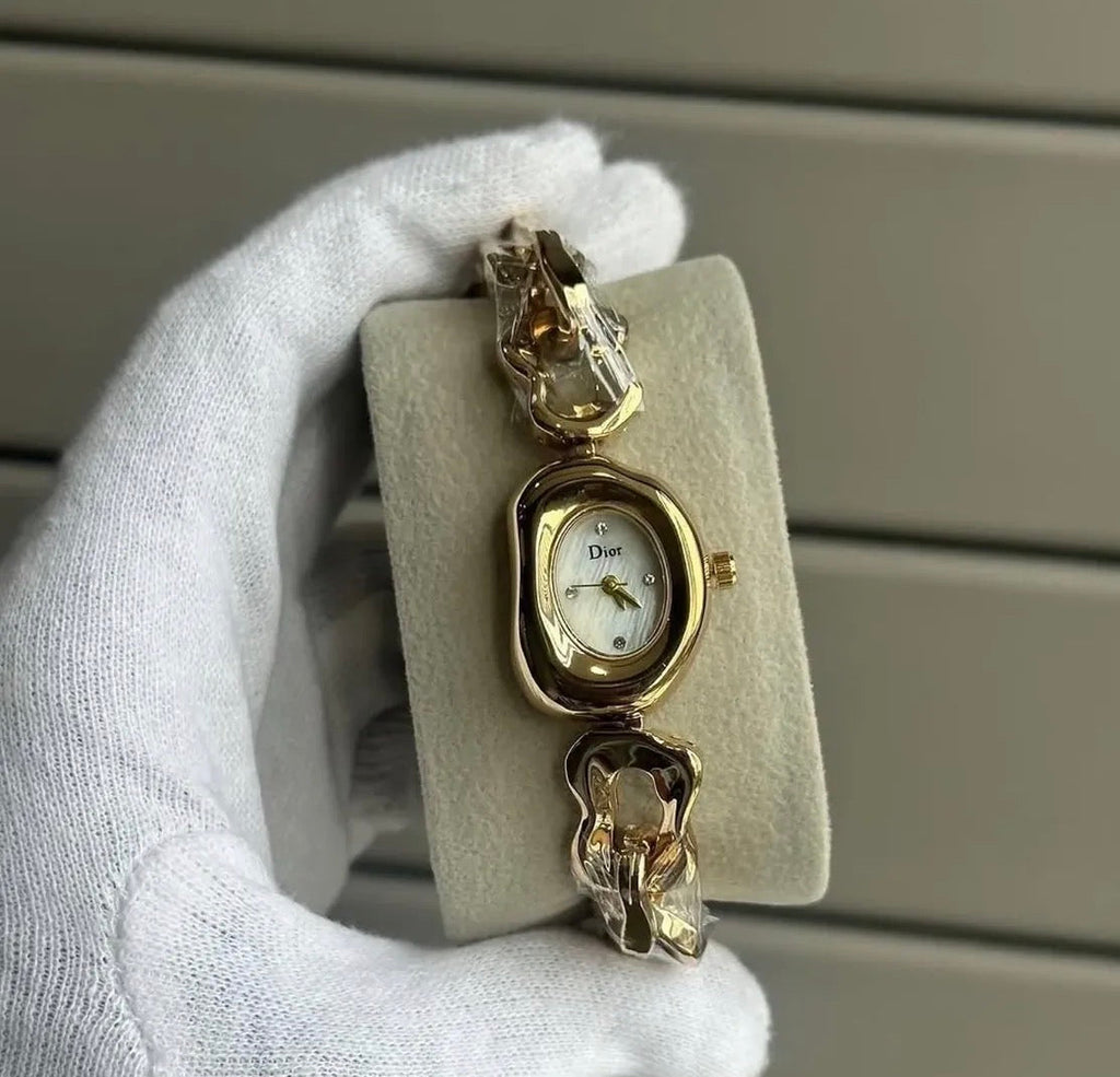 Noir Élégance Watch
